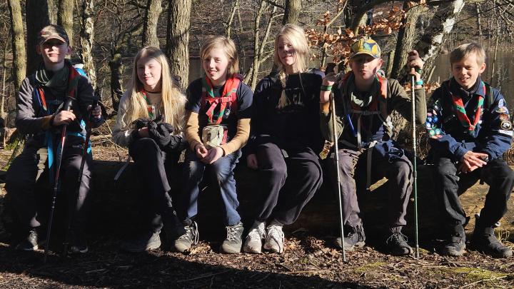 Juniorspejdere efter 20 km af vores 30 km heik 2025